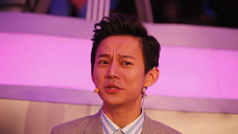 何炅谢娜合体主持微博视界大会，神仙友谊再续经典